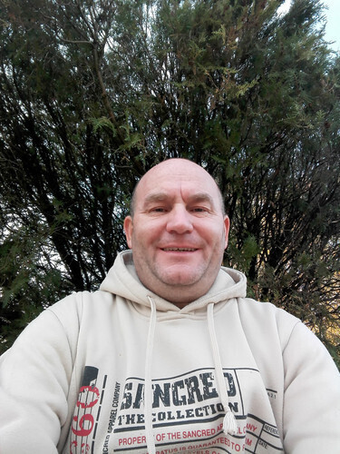 lacika55 társkereső