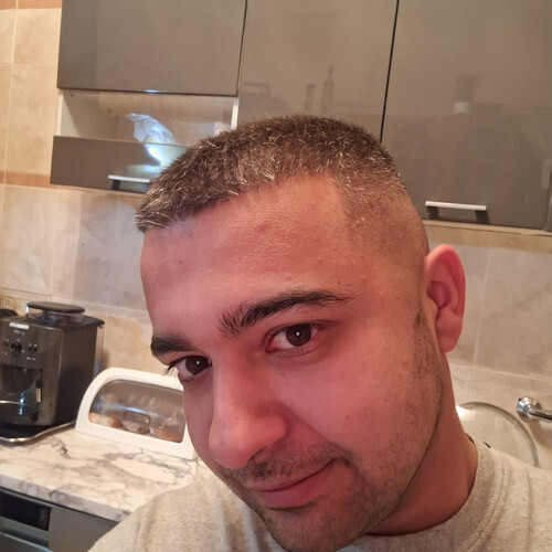 Olivér0606 társkereső