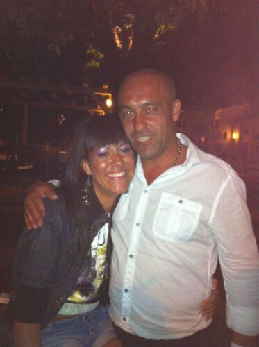 Robert 1976 társkereső