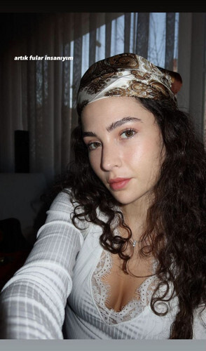 Melis Minkari 27 társkereső