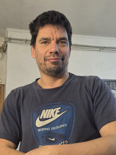 Krisztian76 társkereső