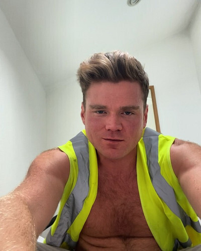 Damien25 társkereső