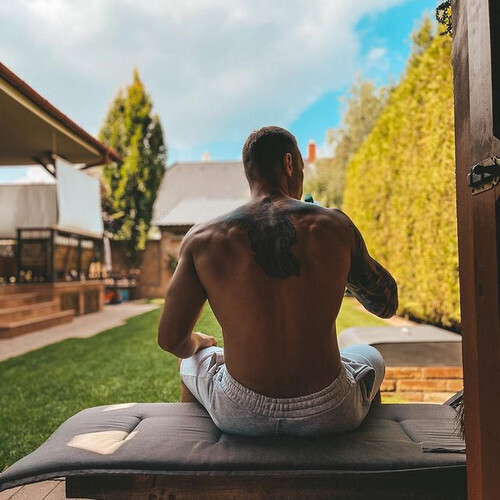 Akos_Sz társkereső