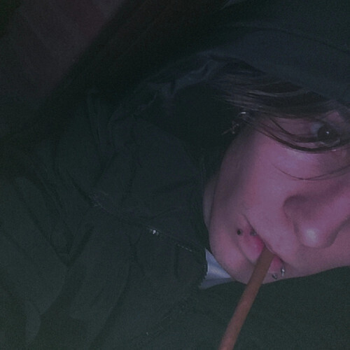 Ákos1669 társkereső