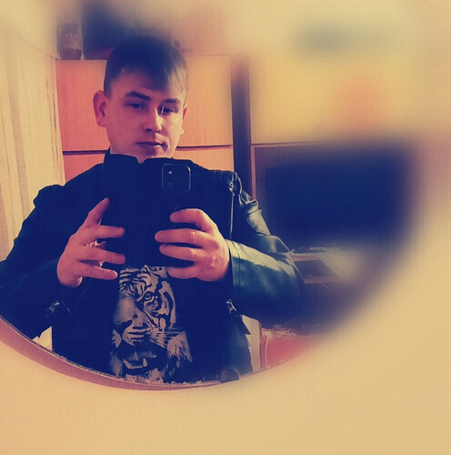 TomyboyXXX társkereső