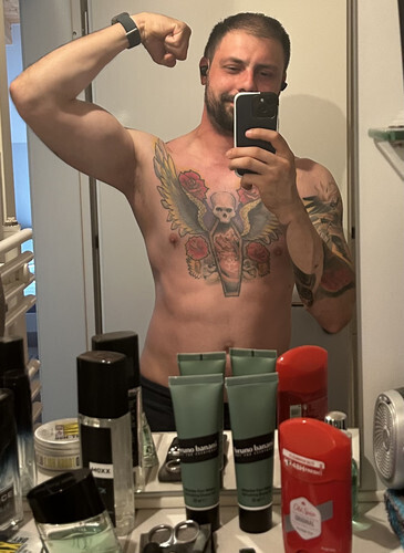 razor23 társkereső