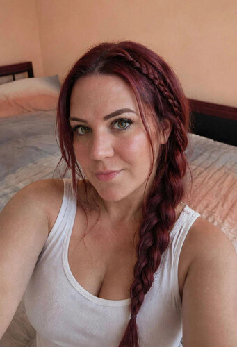 Nicole_1099 társkereső