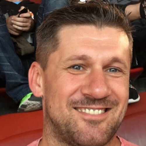 Alex7890 társkereső