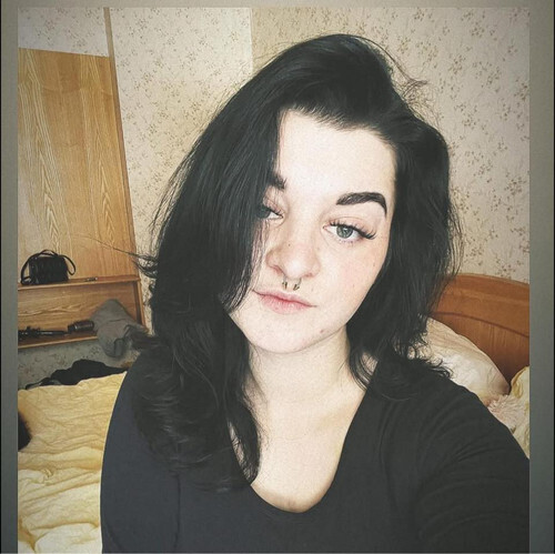 Ingatlanközvetítő társkereső