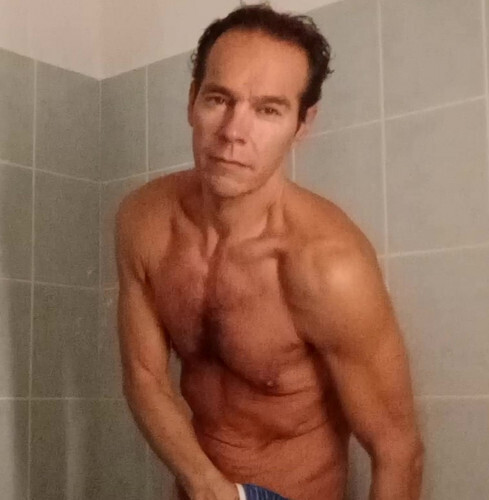 robka7677 társkereső