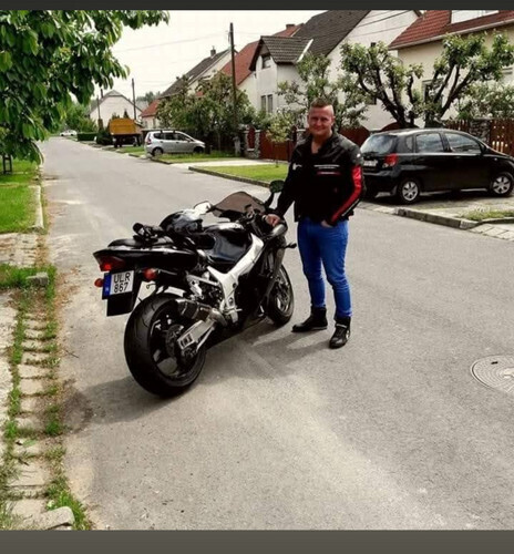 Viktorka92 társkereső