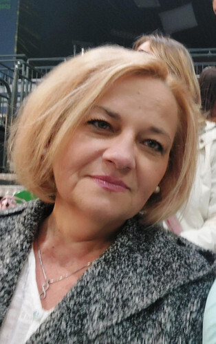 Ágnes71 társkereső