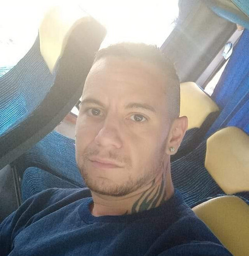 Ezvan1919 társkereső