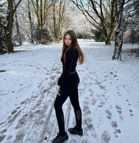 Angelina Dehlow társkereső