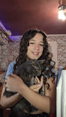 Vivien Roma társkereső