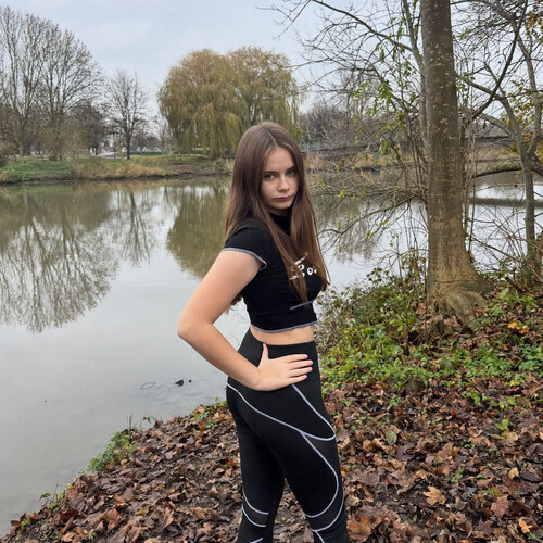 Angelina Dehlow társkereső