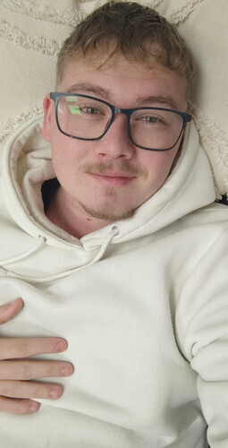 Peti1002 társkereső