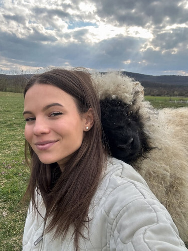 Molnár Miléna társkereső