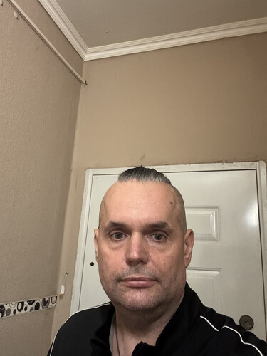 Gabesz1974 társkereső