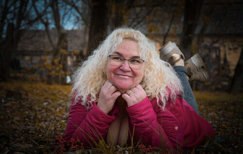 Kriszta45 társkereső