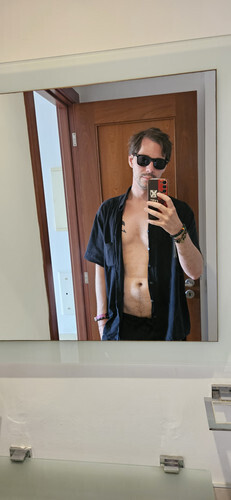 Béla404 társkereső