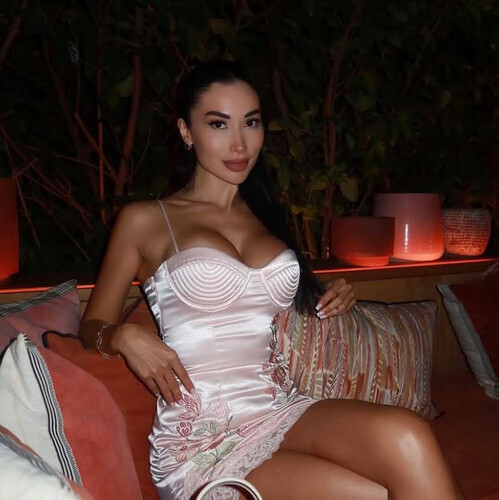 Klariselena társkereső