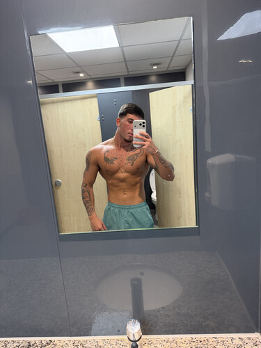 21centiskolbász társkereső