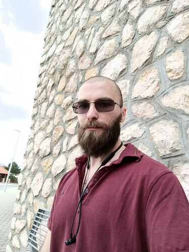 Sanyec_93 társkereső