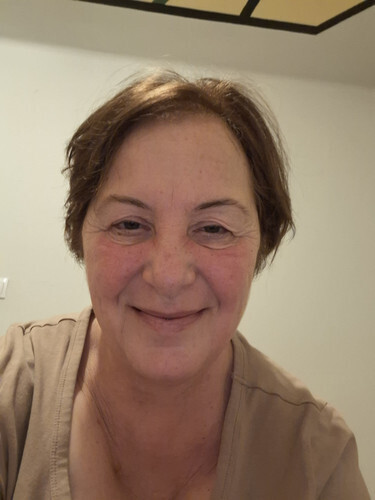 Kriszta48 társkereső