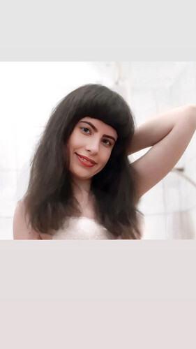 Melinda Építésvezető társkereső