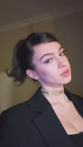 Su Burcu Yazgi Coskun társkereső